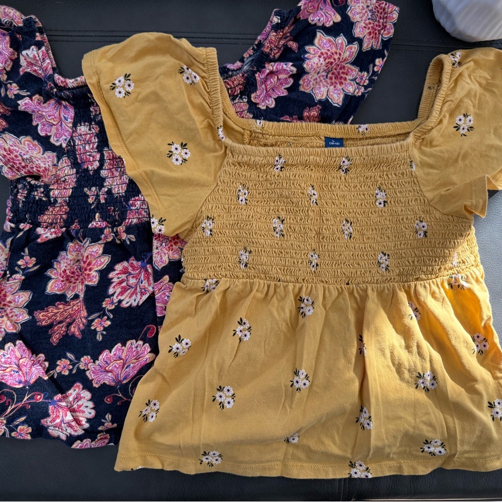 Old Navy girl size 10 12 knit summer top